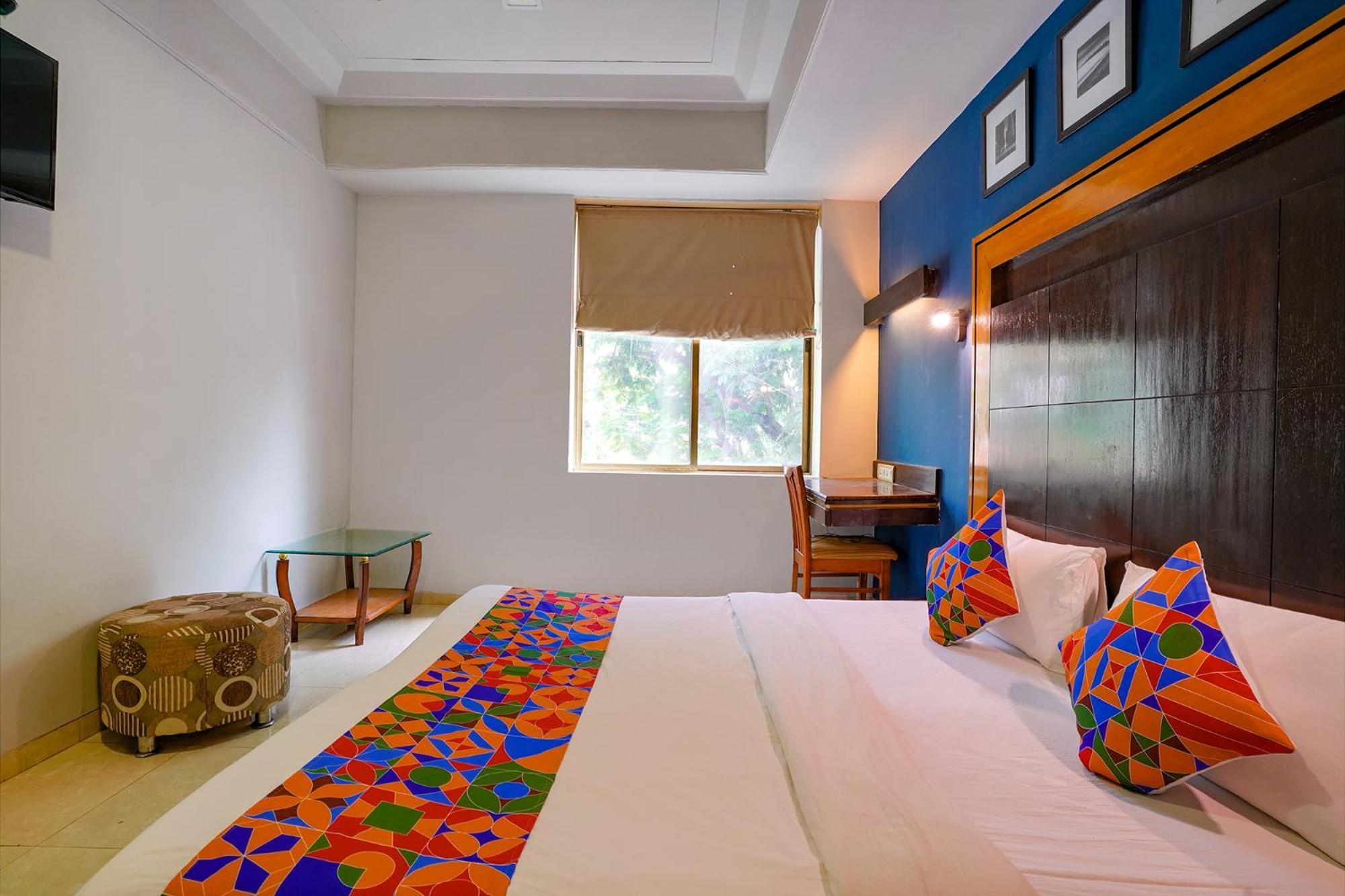 Fabexpress Manas Residency Hotel Mumbai Exterior photo